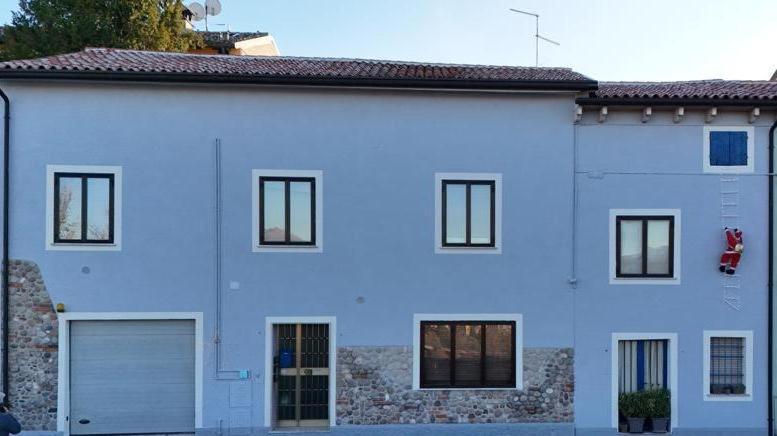 Ingarda Rooms Cavalcaselle Esterno foto